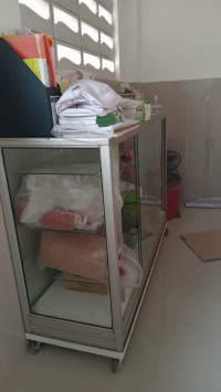 Image of Etalase Tinggi